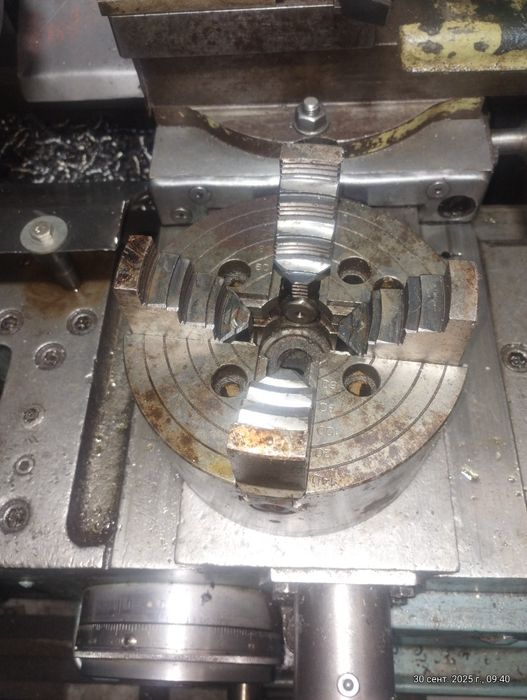 Патрон токарний 4 кулачковий 160 мм