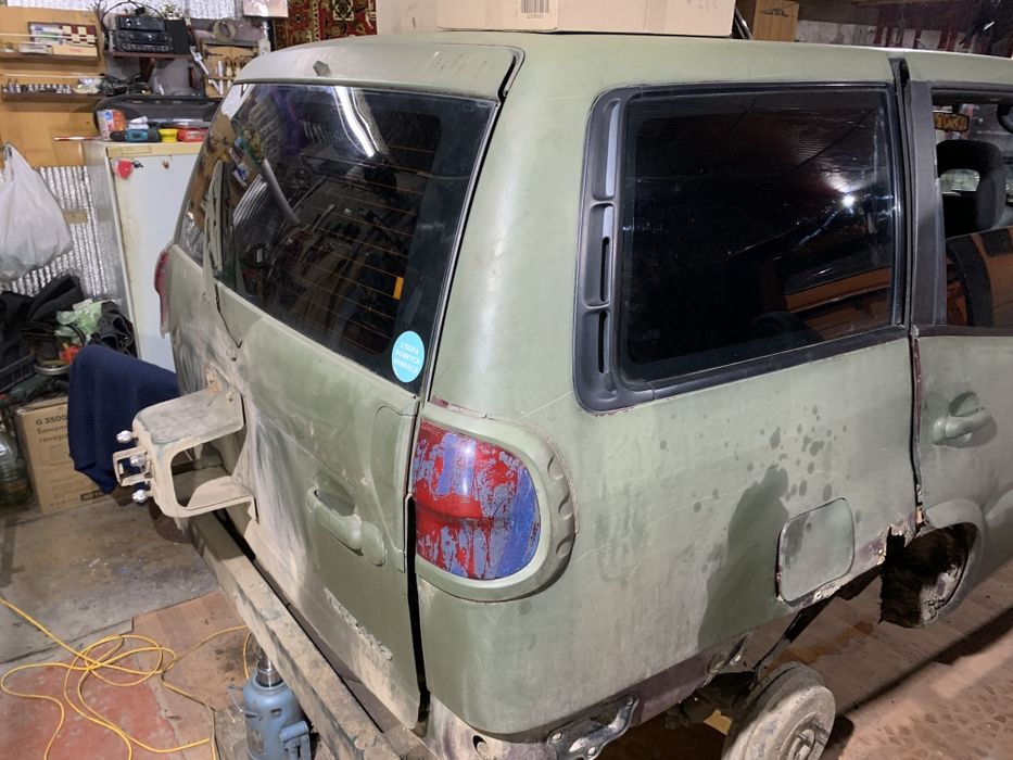 Розборка Nissan Terrano, Запчастини Разборка ШРОТ Ніссан Террано 2.7