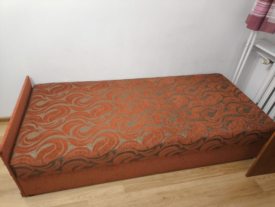Oddam za darmo tapczanik 80x190 z pojemnikiem na pościel
