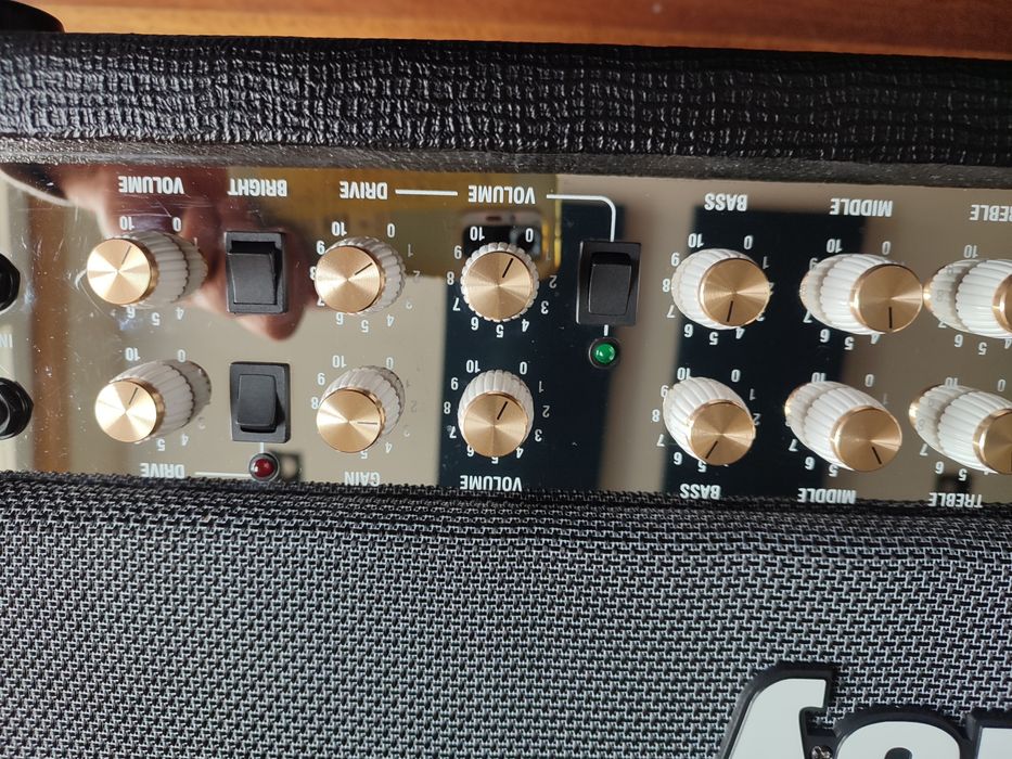 Amplificador Laney VH100R