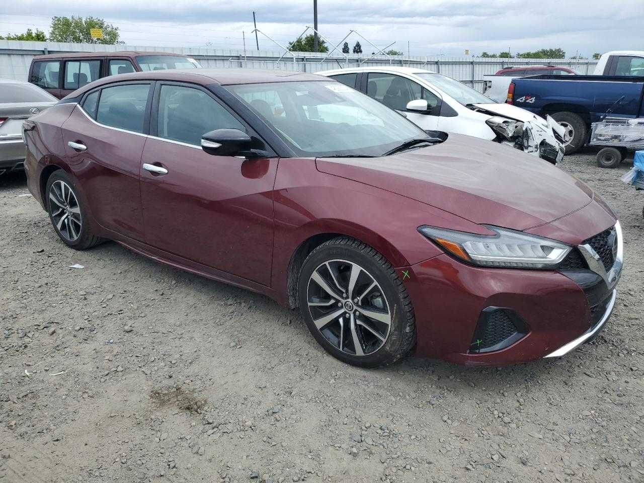 2021 Nissan Maxima Sv