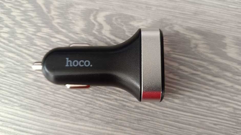 Продам автомобильное зарядное устройство Hoco Z3 LCD на 2USB