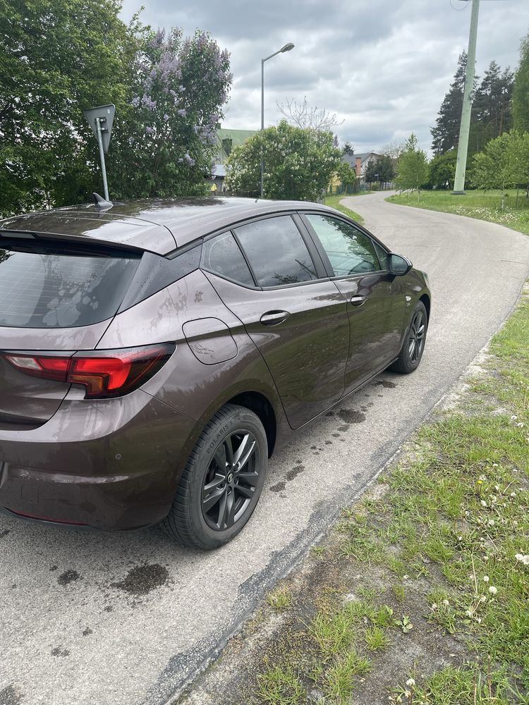 Opel astra k . 2019 rok diesel