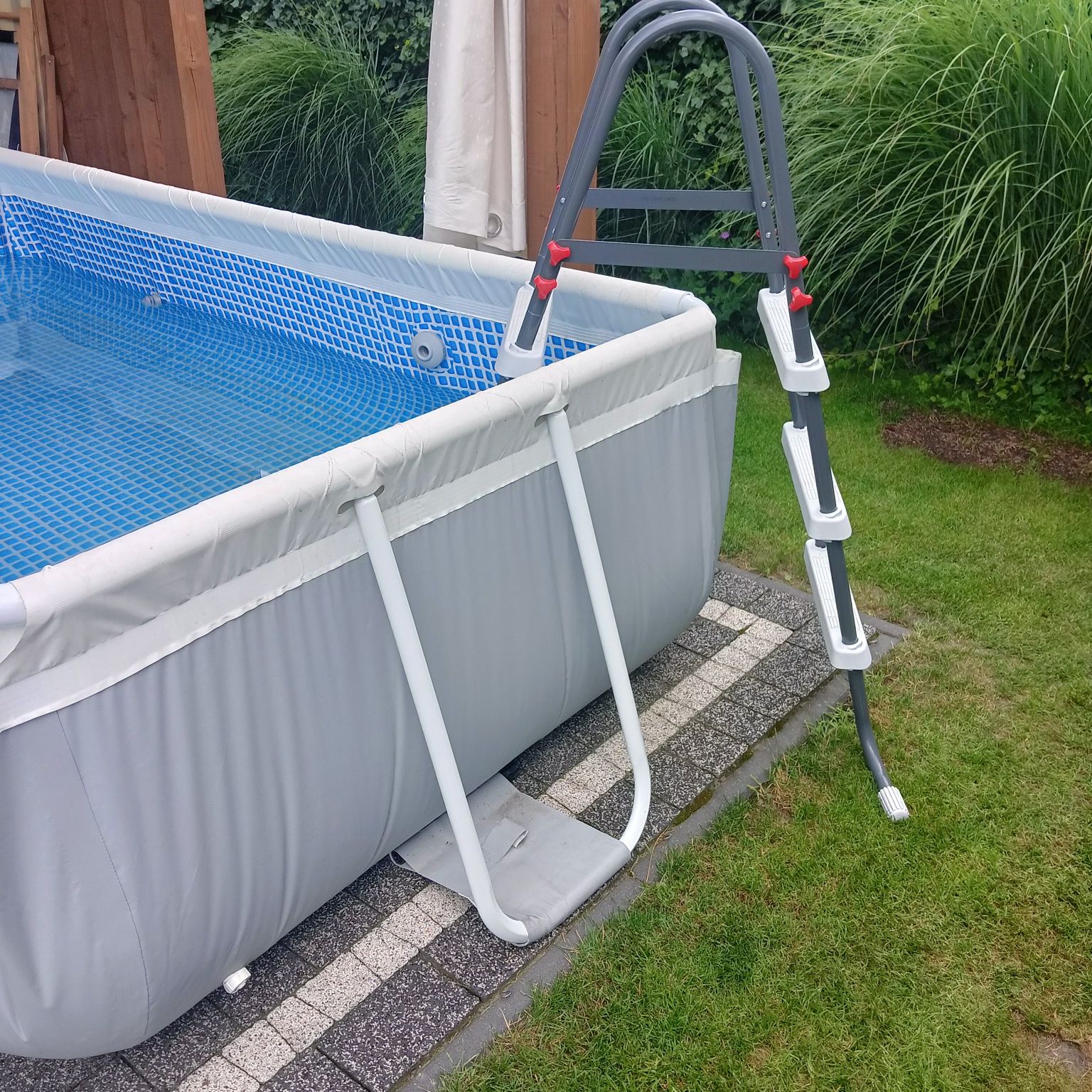 Sprzedam basen stelażowy INTEX 3x1.75x0.8m