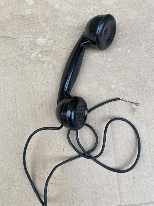 Стационарный телефонный аппарат,радиотелефон,трубка телефониста