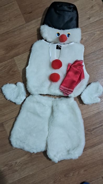 Костюм карнавальный снеговика