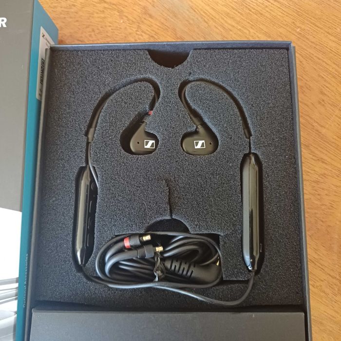 Słuchawki douszne Sennheiser IE 100 pro kabel + BT
