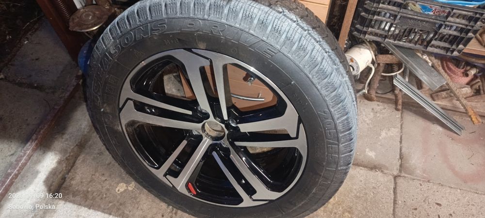 Felgi 16 z oponami wielosezon