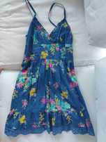 Vestido Hollister curto