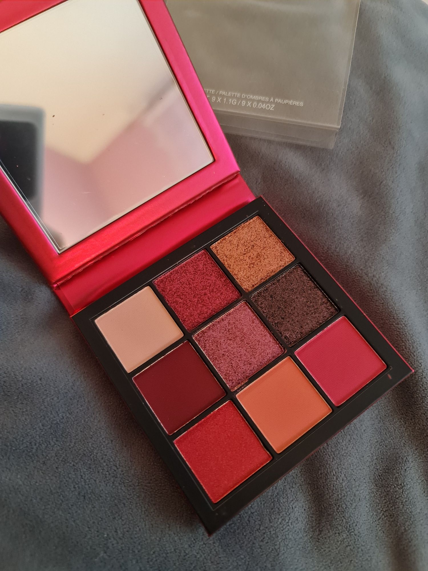 Nowe cienie Huda Beauty