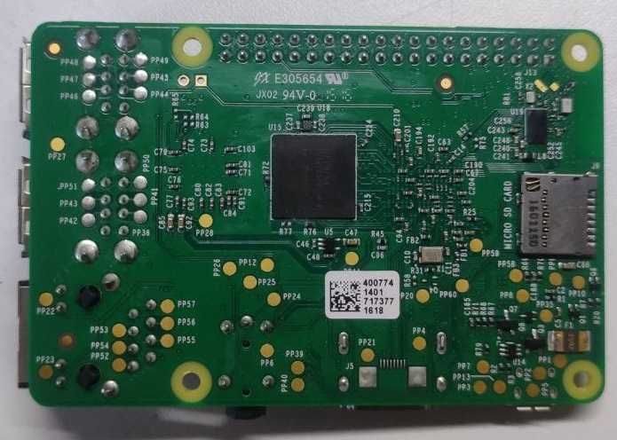 Raspberry Pi 3 Model B com caixa