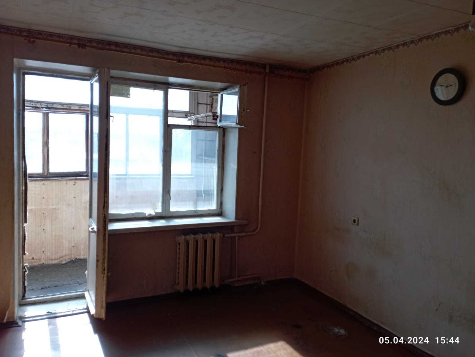 Продам 1- кімнатну квартиру в цегляному будинку  - район Ювілейного.