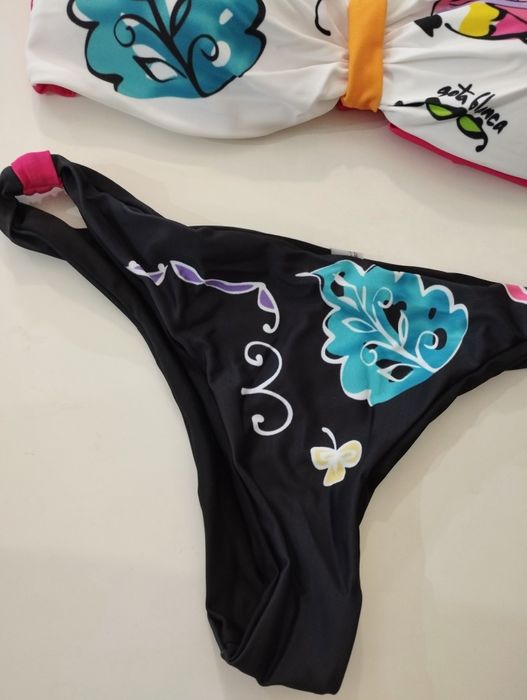 Bikini Brasileiro Colorido Novo