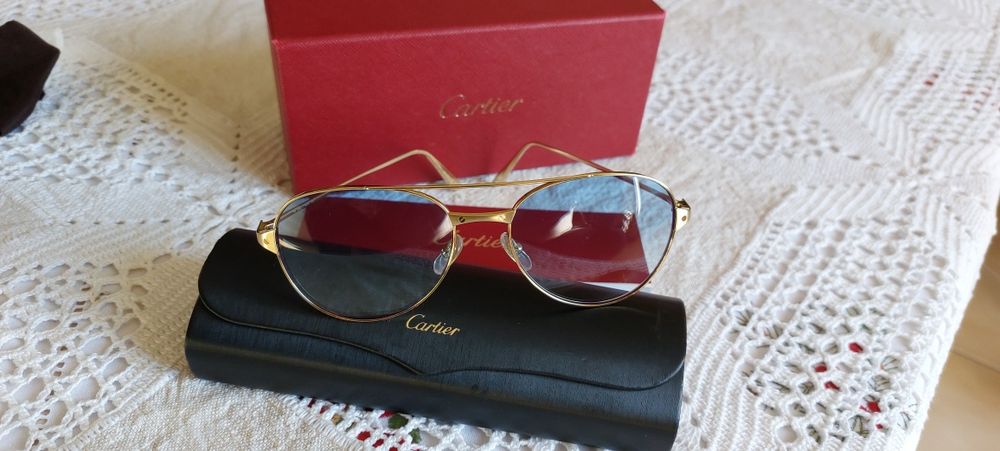 Vendo  óculos  Cartier