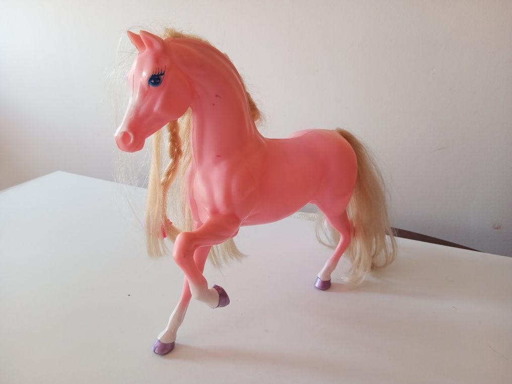 Mattel Barbie: Marzipan e um trenó temático de doces, 2001