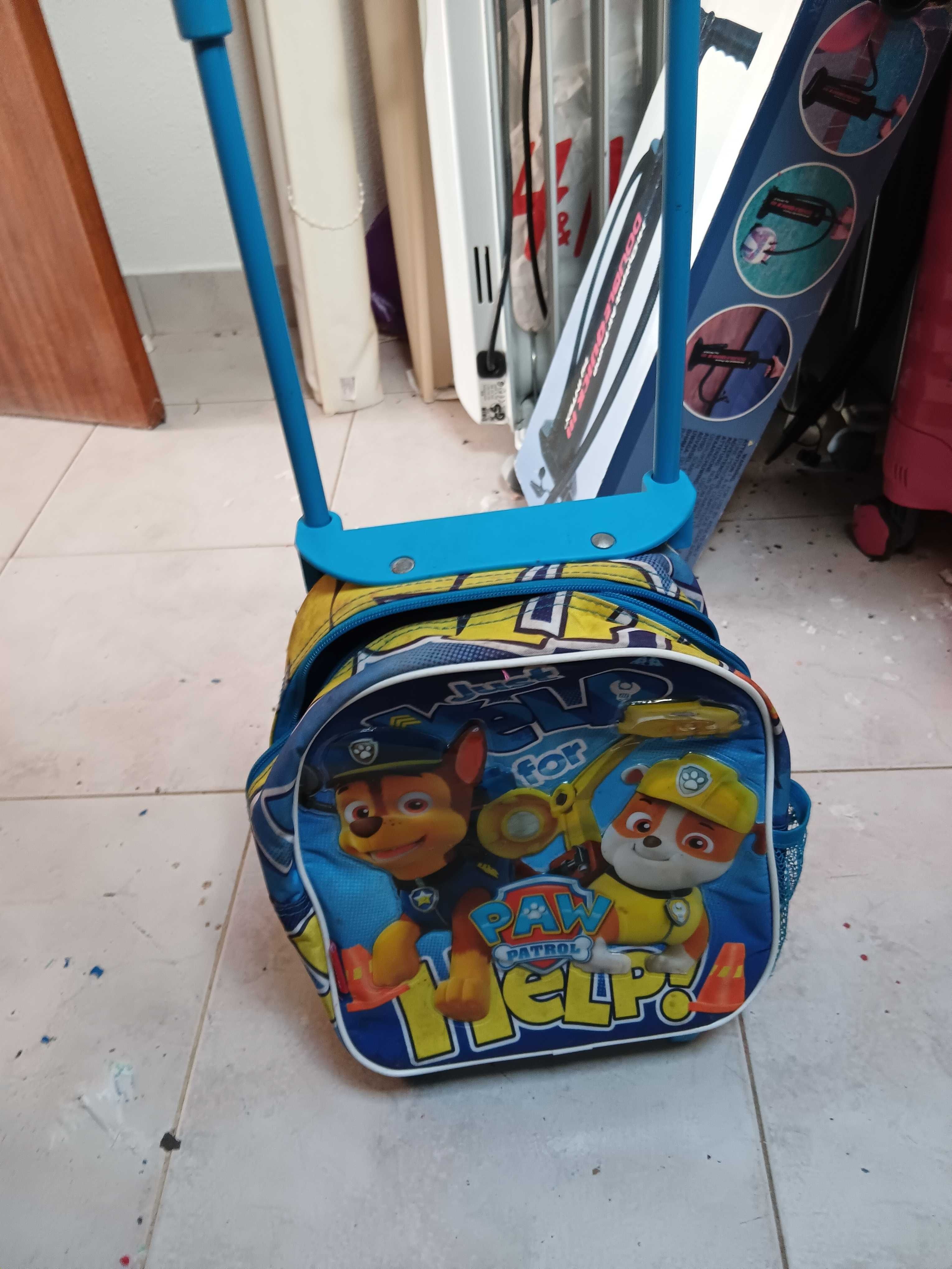Mala de criança com troley