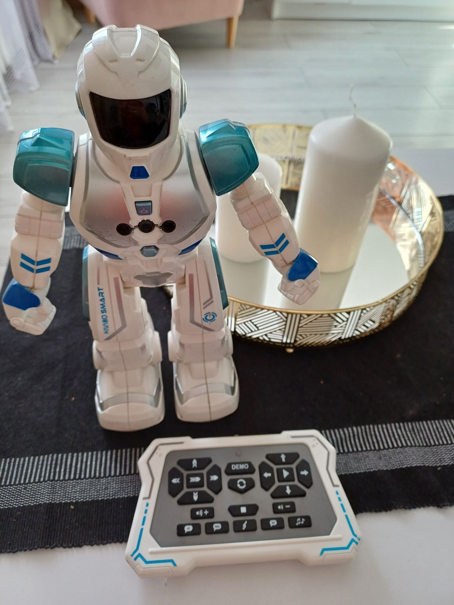 Robot knabo smart