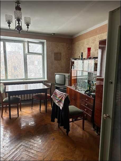 Продаж 2 кімнатної квартири "Чеський проєкт"