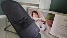 Leżaczek bujaczek Babybjorn Mesh