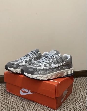 Кросівки NIKE P-6000