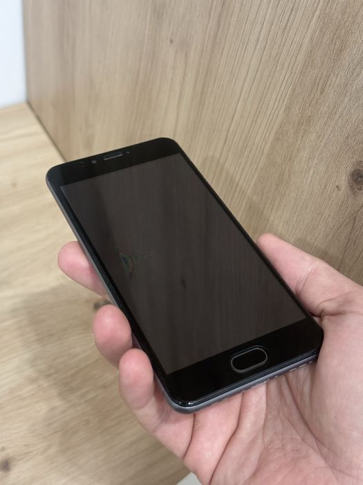 Meizu M5s сірого кольору на 32 гб