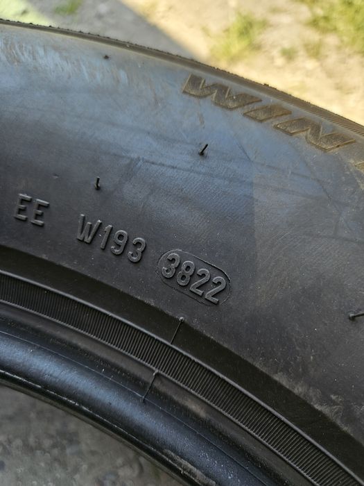 4szt 215/65/17 Pirelli 5-6.2mm dot3822r ZIMA