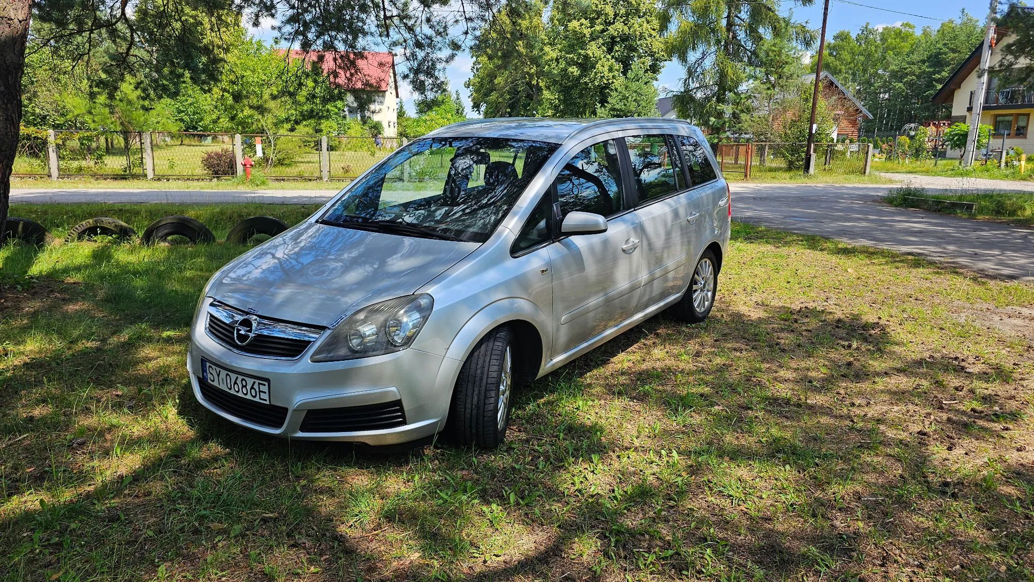 Opel Zafira 2009 r 1.8 Wersja FAMILY 7 Osobowa NAVI Fotele Grzane Klima PDC Alumy
