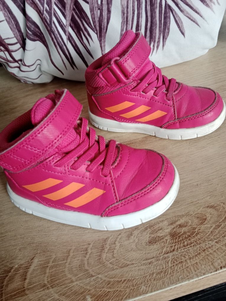 Buciki Adidas 22