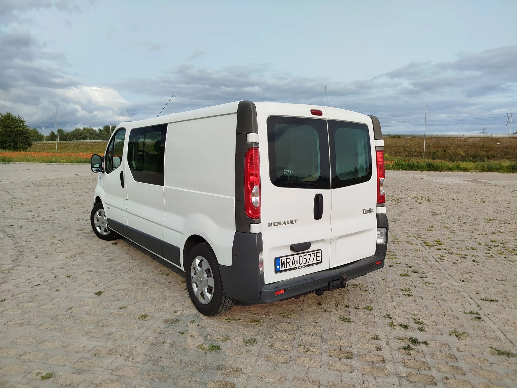 Renault Trafic  Brygadówka długa buda L1H2 , Fabrycznie bez DPF , Bardzo dobry stan.