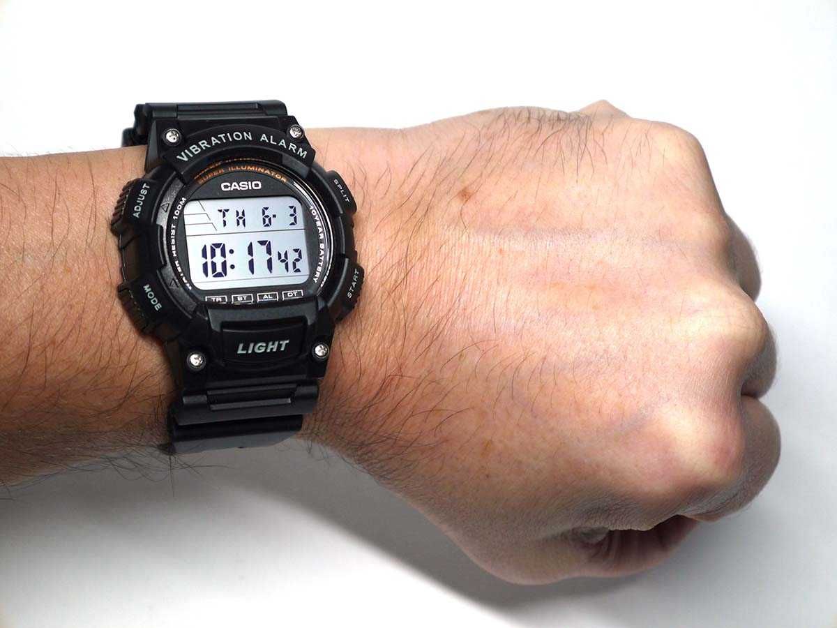 Часы Casio W-736H-1AV с функцией вибро сигнала