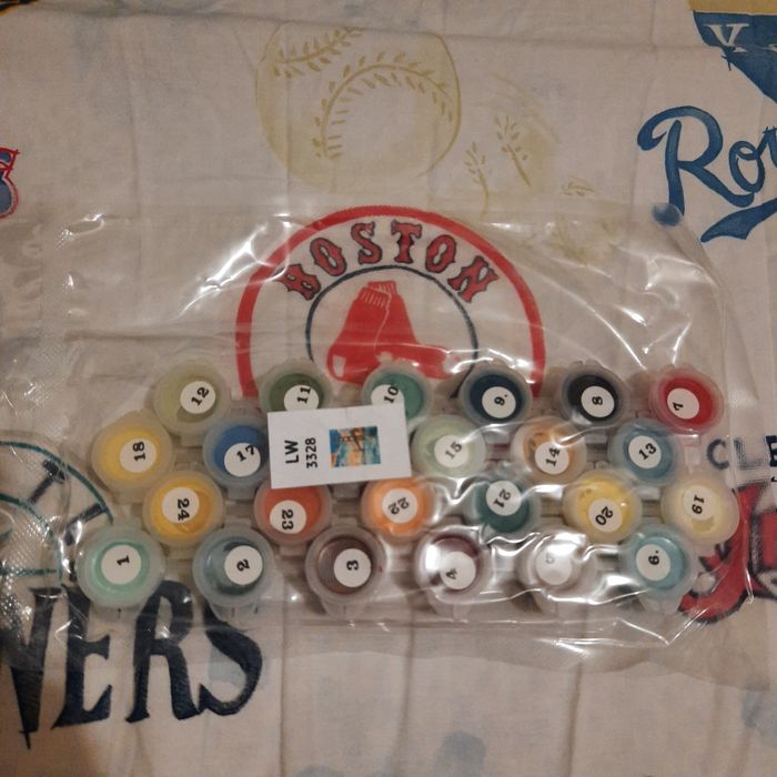 Набор акриловых красок для картины по номерам