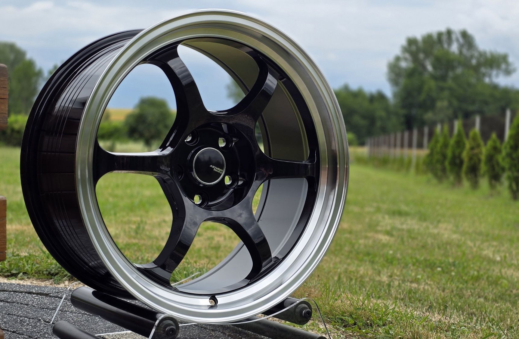 Felgi R18 5x114.3 9j Advan Racing Mazda Nissan Lexus Toyota Drift
