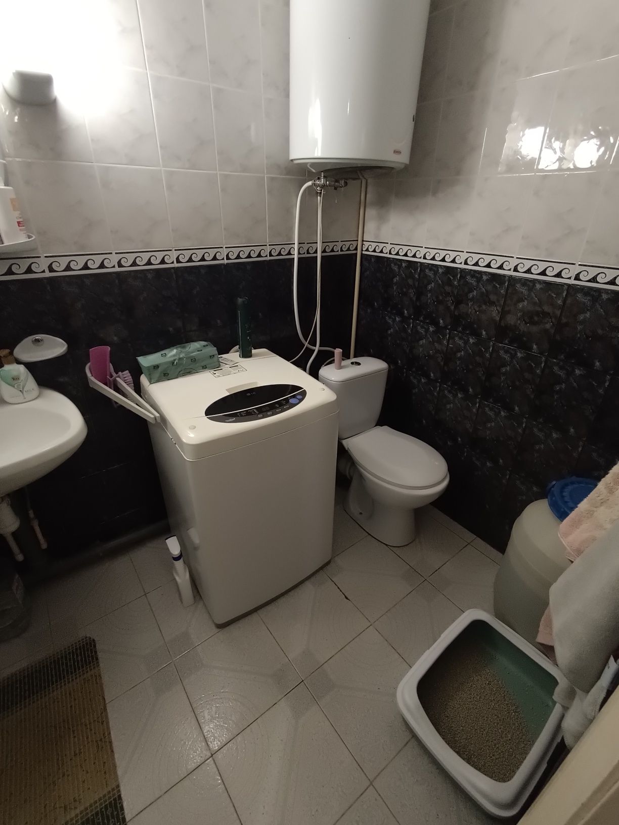 Продаю 2 комн квартира Центр( р-н старого  ЖД вокзала)
