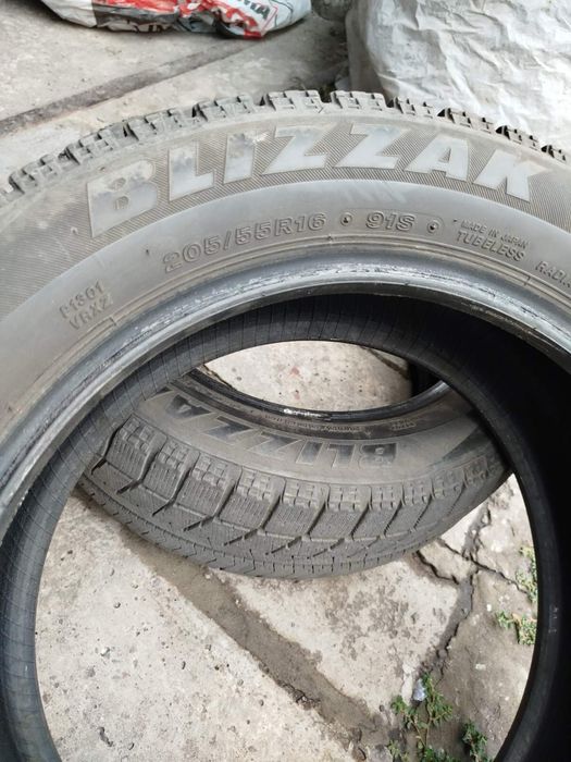 Продам комплектом bridgestone зима