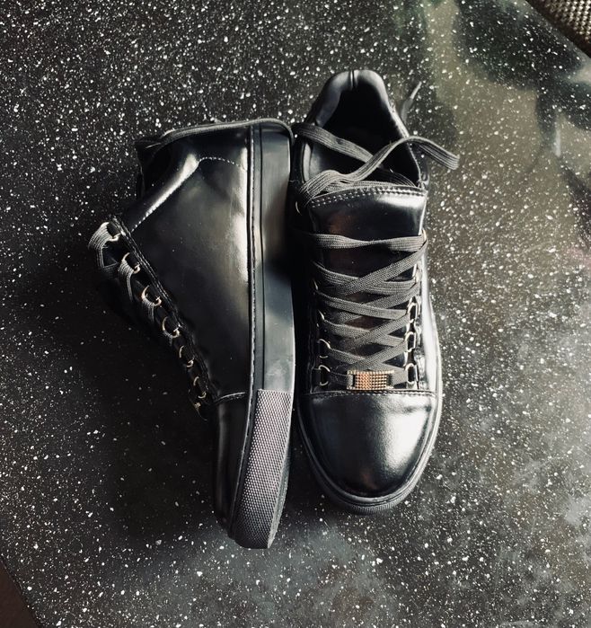 balenciaga arena | size 42 opium arhive