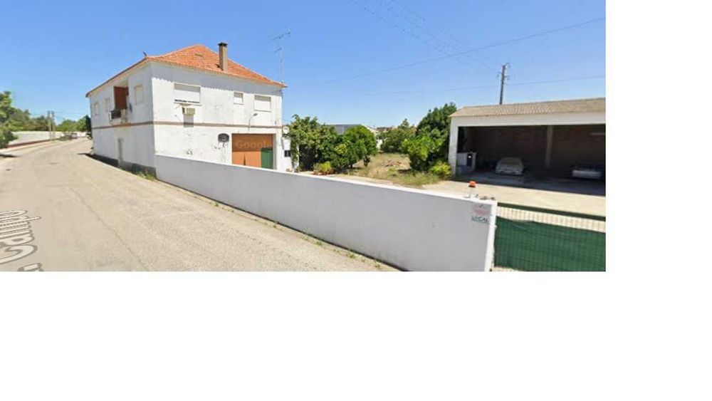 Moradia com terreno
