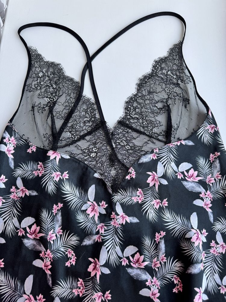 Нічна сорочка Victoria’s Secret