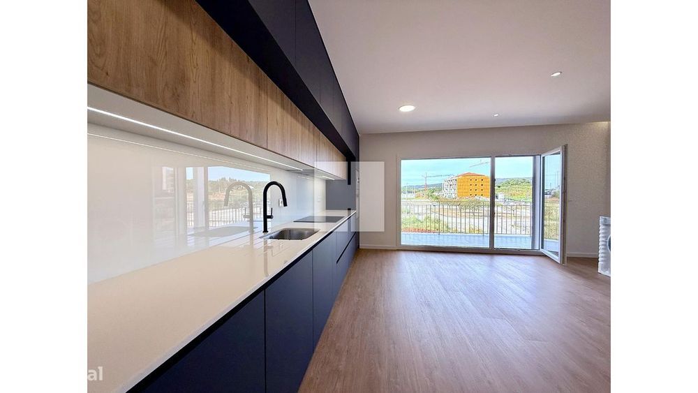T2 KITCHENET c/ Garagem