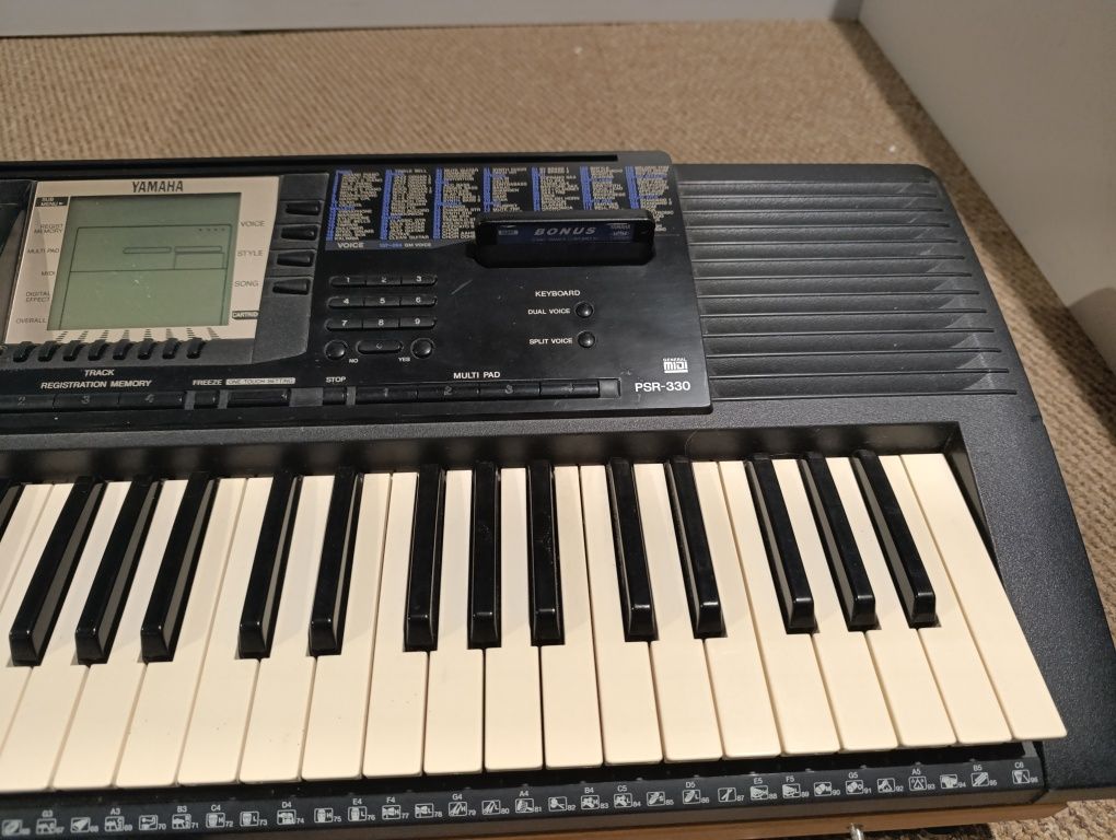 KEYBOARD Yamaha -PSR 330