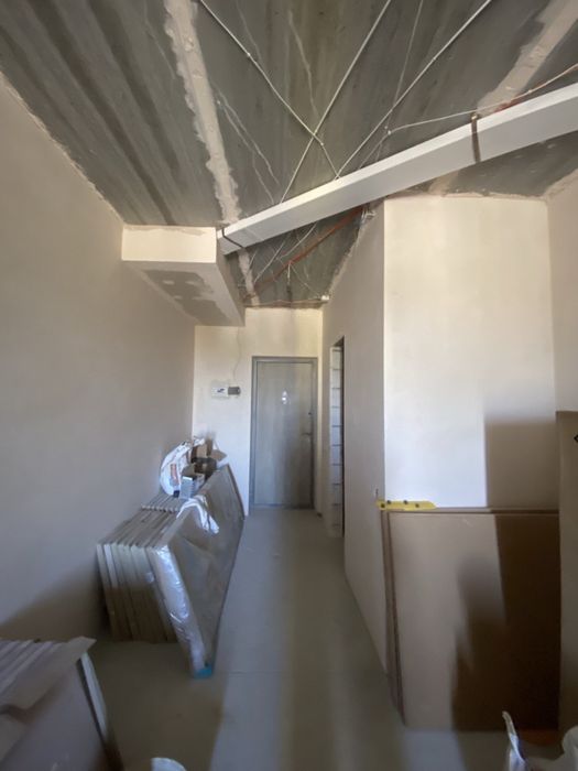 Продаю 1 комнатную гостинку ЖК Воробьевы Горы на Полях