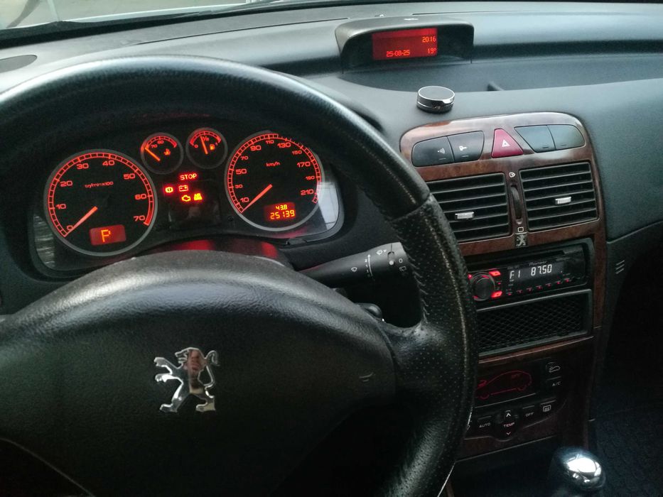 Пежо307 2002року автомат