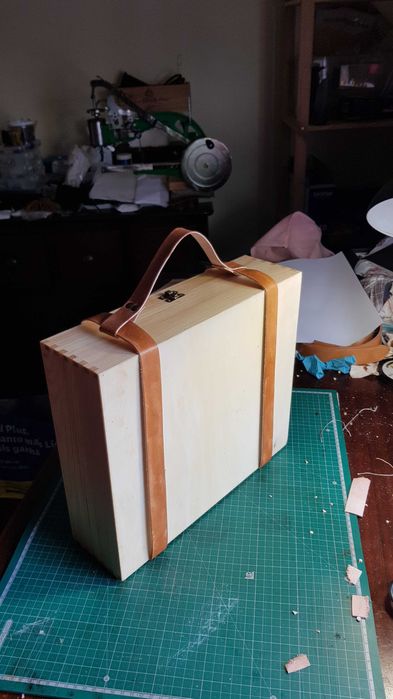 Caixa, mala, suporte de transporte em couro