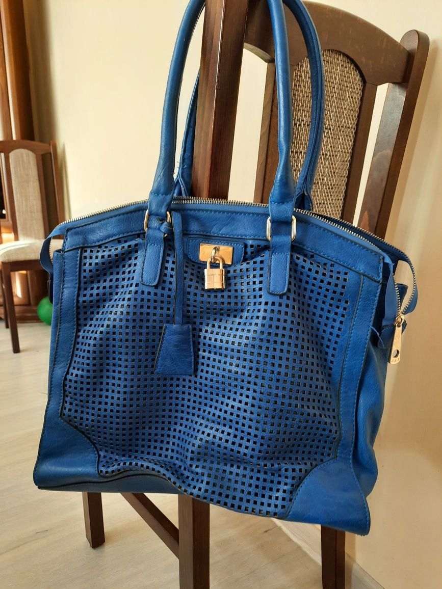 Pojemna torebka niebieska