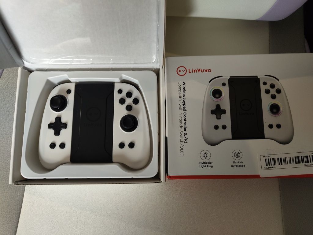 Linyuvo KS31 jak Nyxi Białe Joycon Nintendo Switch