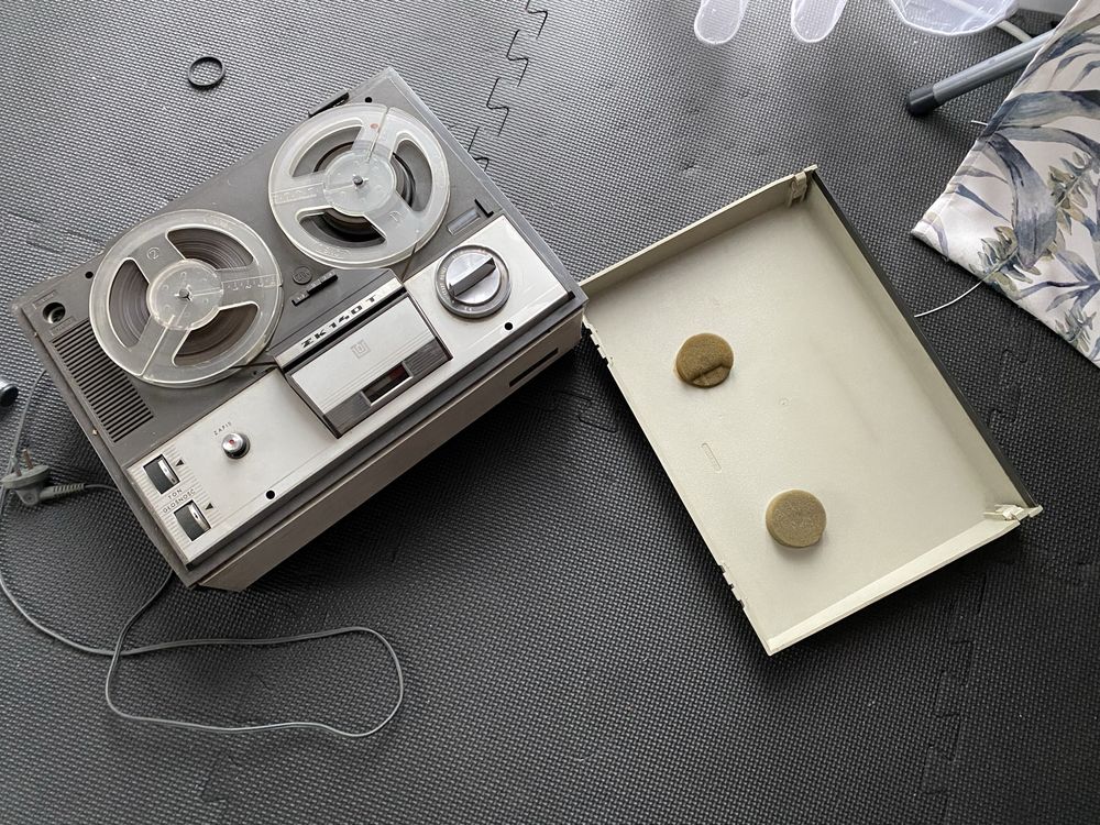 Magnetofon szpulowy UNITRA ZK-140T