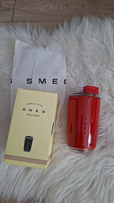 SMEG kubek termiczny czerwony nowy