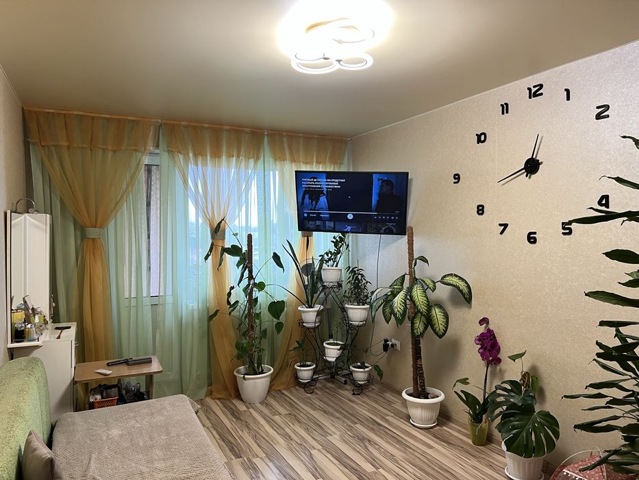 Ексклюзив. Продам хорошу 2х кімнатну квартиру в місті Узин