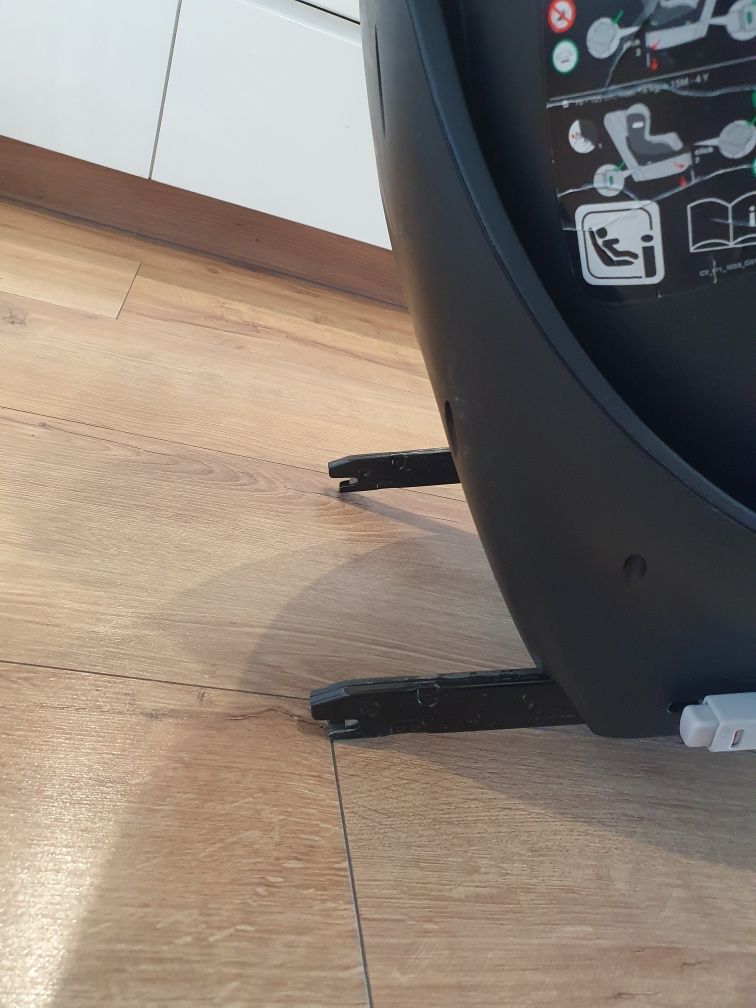 Fotelik obrotowy Cybex GB Vaya I-Size 0-18kg