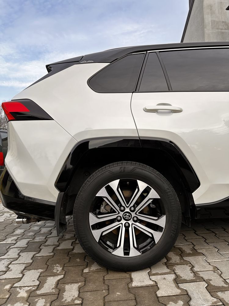 Koła Toyota Rav4 225/60R18 5x114,3 Bridgestone