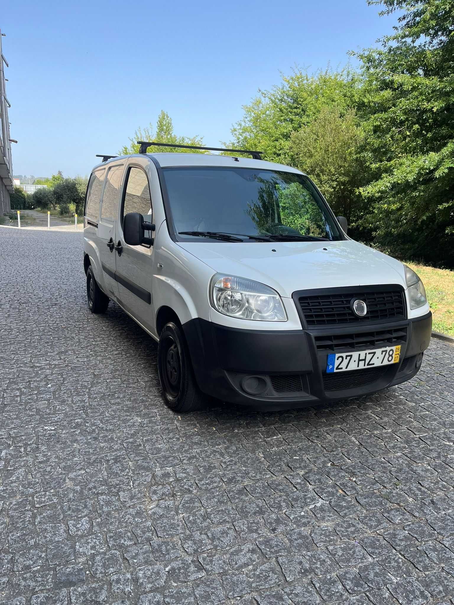 Fiat Doblò Maxi 2009 – 1.3 Multijet Diesel – Branca